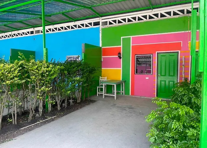Oyo 75487 Prang Thip 306 2*