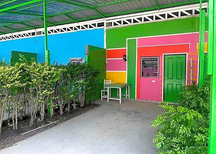 Oyo 75487 Prang Thip 306